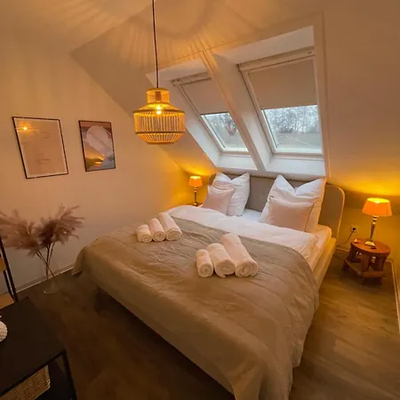 Sonnige Dachwohnung Nahe Dem Klinikum. Oldenburg Buitenkant foto