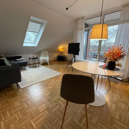 Sonnige Dachwohnung Nahe Dem Klinikum. Oldenburg Buitenkant foto